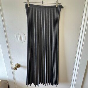 Vintage Quattro Grey Pleated Long Skirt Size Small Wool Blend